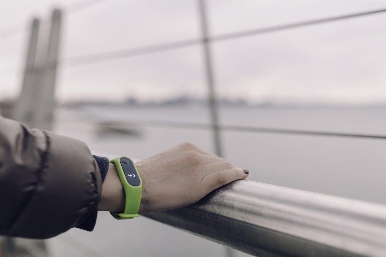 Fitbit Charge 6 Fitness Tracker: Check Your Phone First, Not the Band